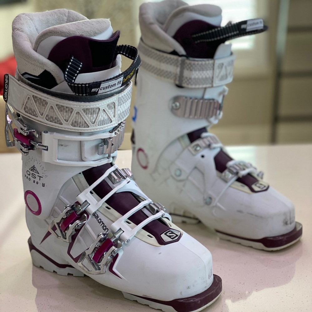 Salomon QST PRO 80. Size 23.5.